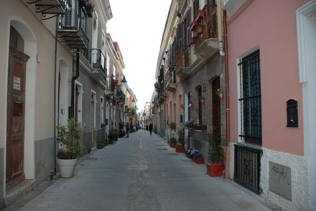 Appartamento Il Lilla Κάλιαρι Εξωτερικό φωτογραφία